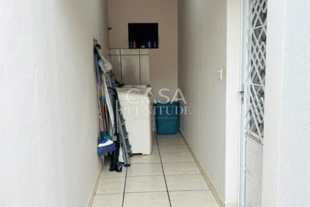 Casa à venda com 1 suíte em Parque São Bento, Sorocaba, SP