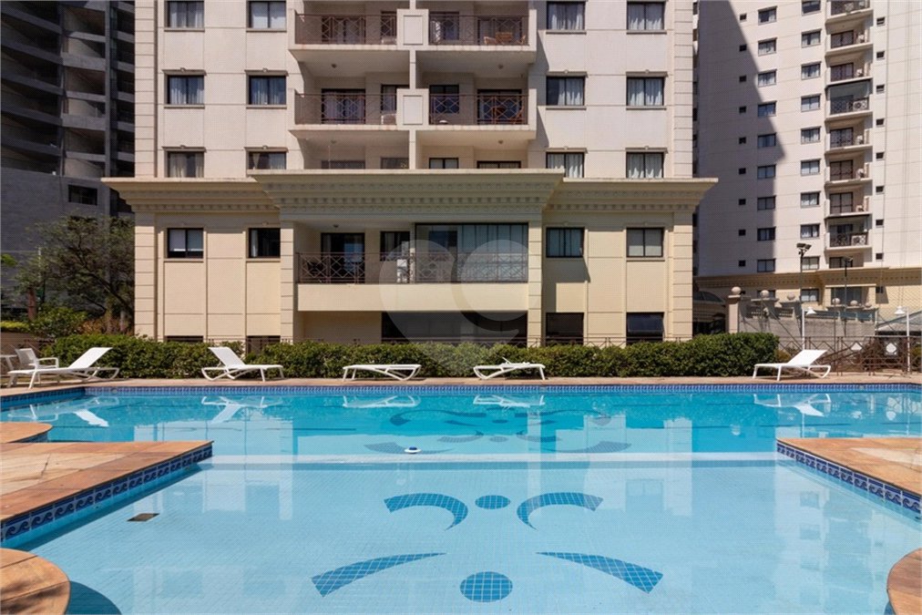 Apartamento à venda ou para alugar com 2 quartos em Vila Olímpia, São Paulo, SP