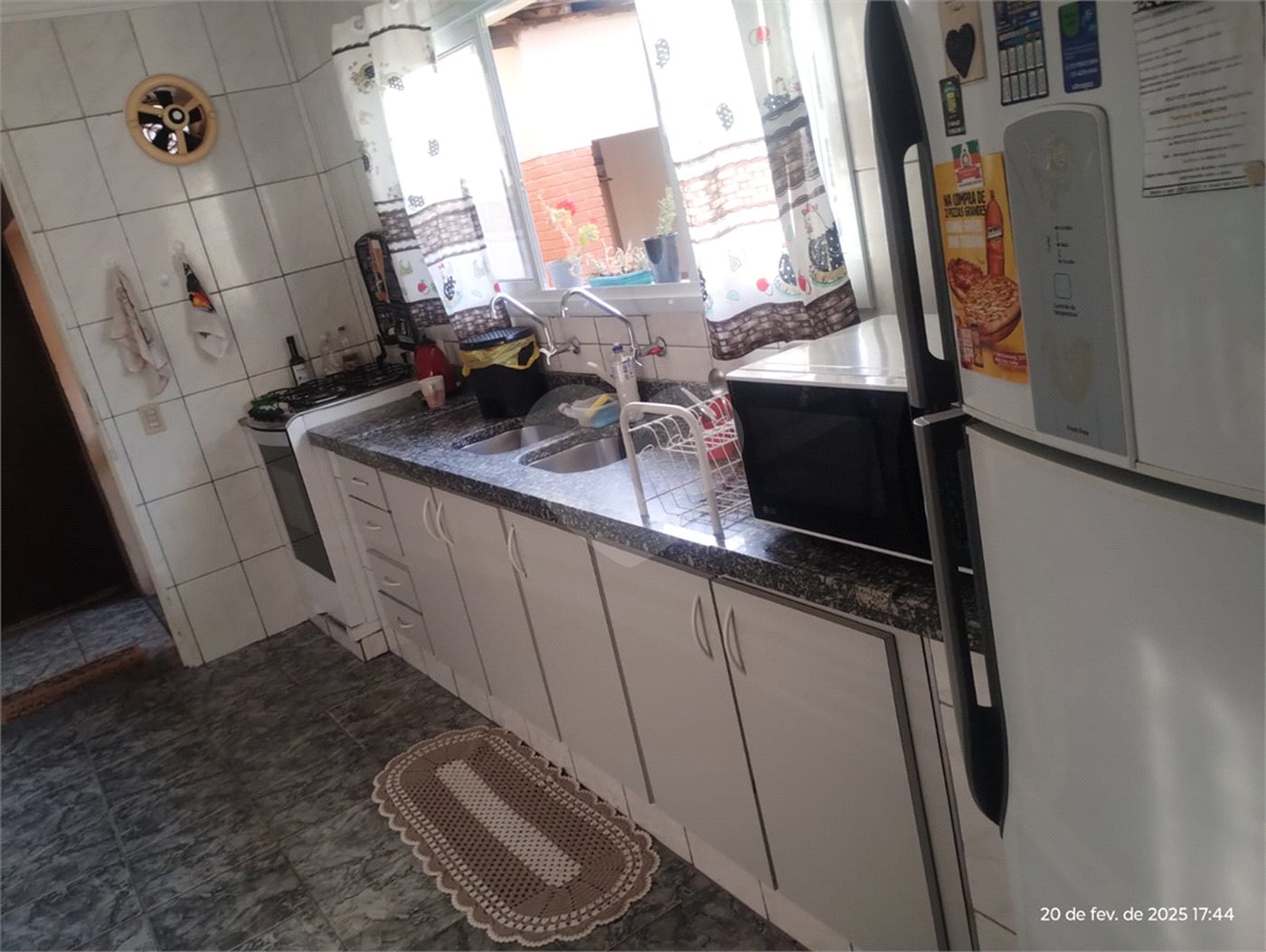 Casa à venda com 4 quartos, sendo 1 suíte, em Jardim Celani, Salto, SP