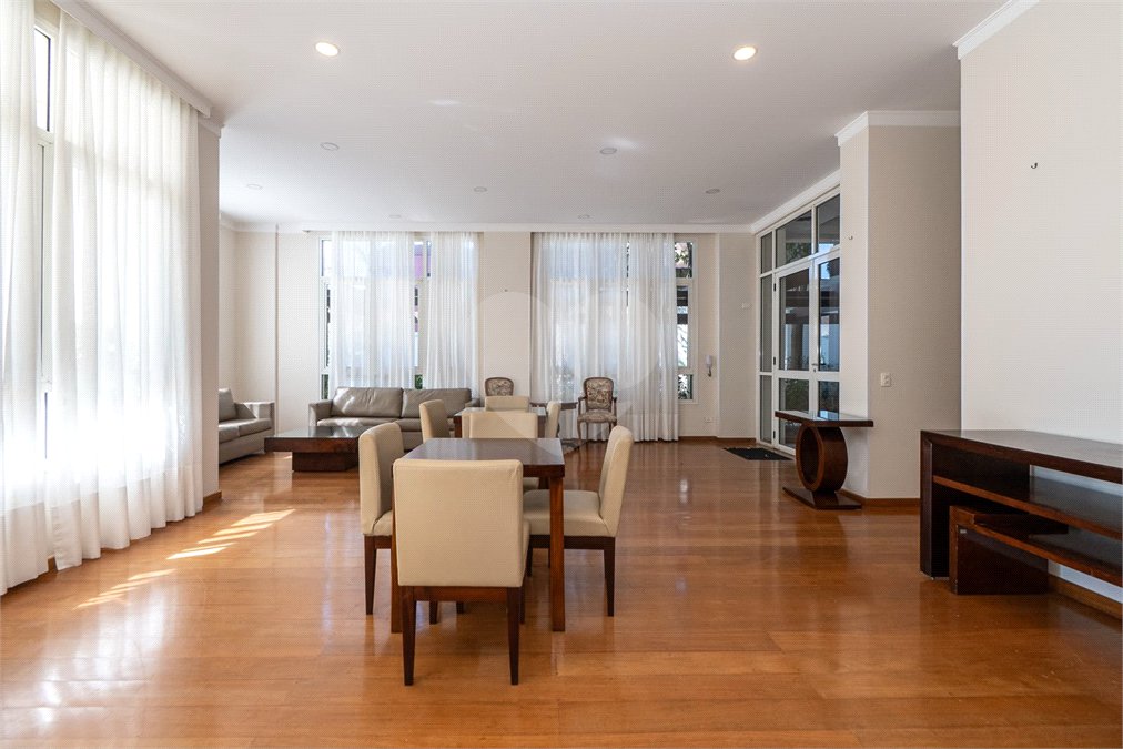 Apartamento à venda com 3 quartos, sendo 1 suíte,  em Alto da Mooca, São Paulo, SP