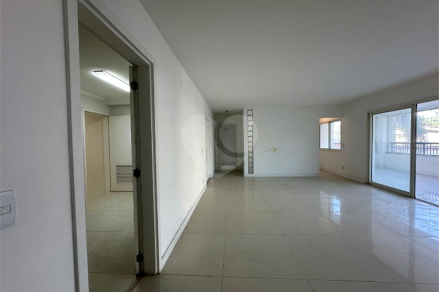 Apartamento à venda com 5 suítes em Santana, São Paulo, SP