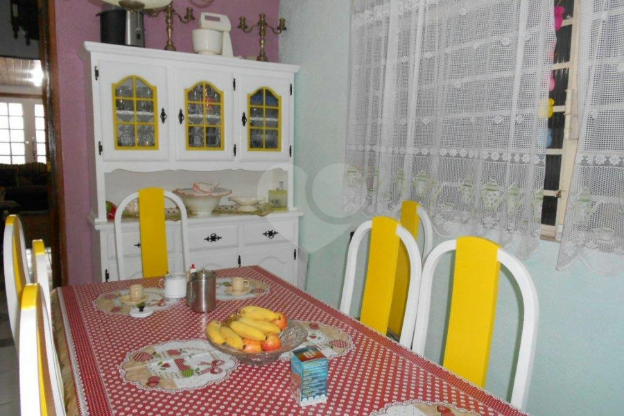Sobrado à venda com 3 quartos, sendo 1 suíte,  em Vila Guilherme, São Paulo, SP