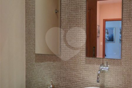 Apartamento à venda com 3 suítes em Vila Suzana, São Paulo, SP
