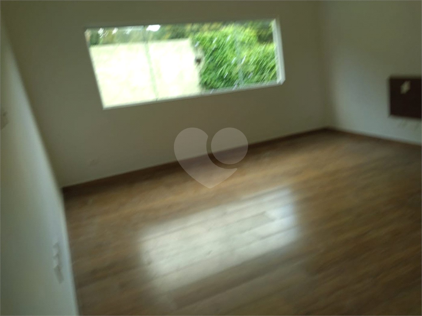 Casa à venda com 4 suítes no condomínio Saint Thomás Rua Uruana,9, Carapicuíba - SP