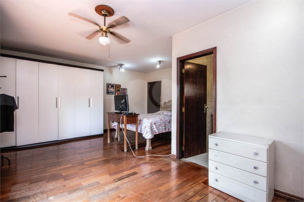 Casa à venda com 6 quartos, sendo 4 suítes, em Vila Anglo Brasileira, São Paulo, SP