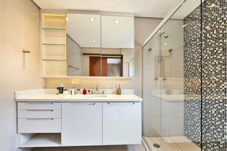 Casa à venda com 4 suítes no condomínio Ville Courchevel, São Paulo - SP