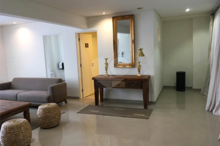Casa à venda com 4 quartos, sendo 3 suítes,  em Vila Monumento, São Paulo, SP