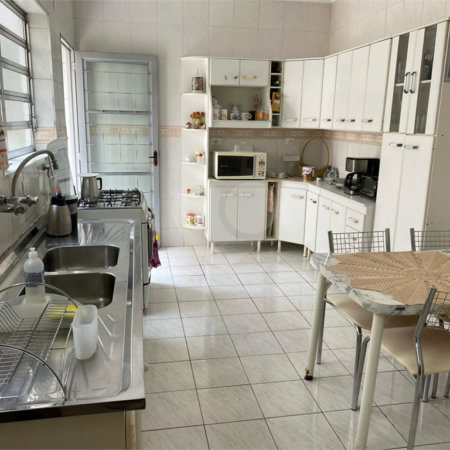 Casa à venda com 3 quartos, sendo 1 suíte, em Perdizes, São Paulo, SP