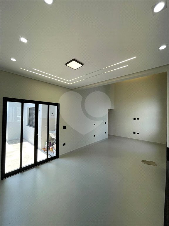 Casa à venda com 3 quartos, sendo 1 suíte, em Jardim Novo São Pedro, Salto, SP