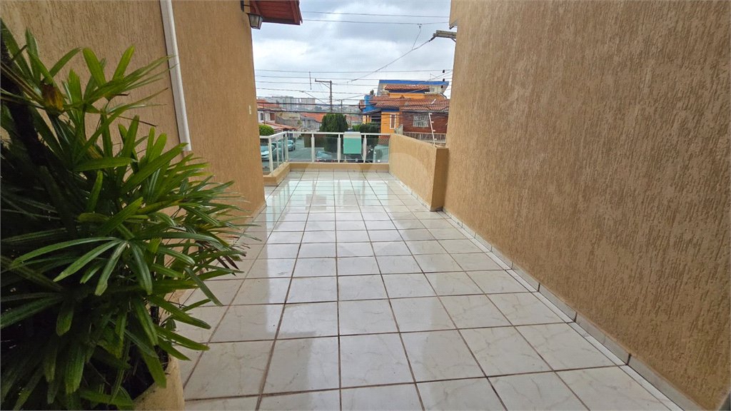 Sobrado à venda com 2 suítes em Jardim Pinheiros, São Paulo, SP