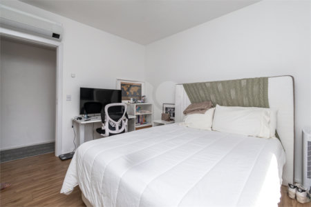 Apartamento à venda com 2 quartos, sendo 1 suíte,  em Pinheiros, São Paulo, SP