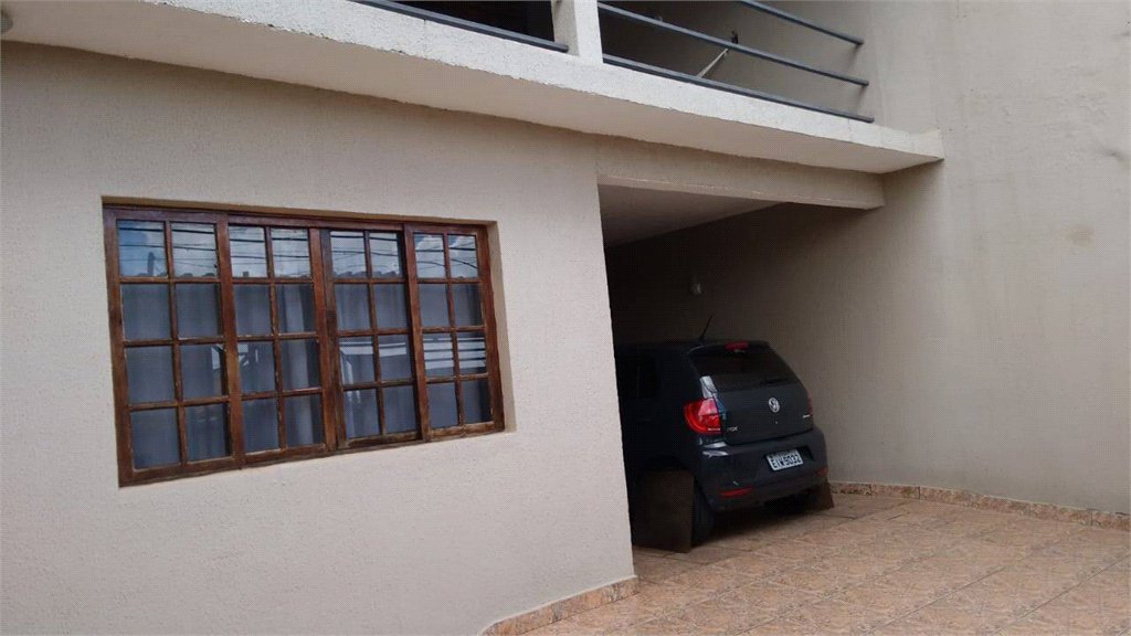 Sobrado à venda com 3 quartos, sendo 1 suíte, em Jardim Suzano, Suzano, SP