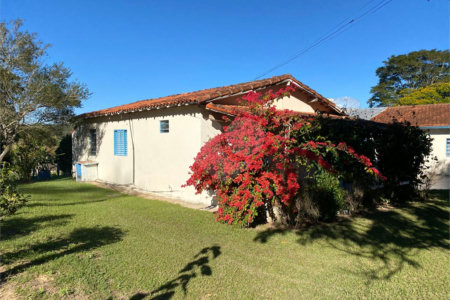 Chácara à venda com 5 quartos, sendo 2 suítes,  no Centro, Sarapuí, SP