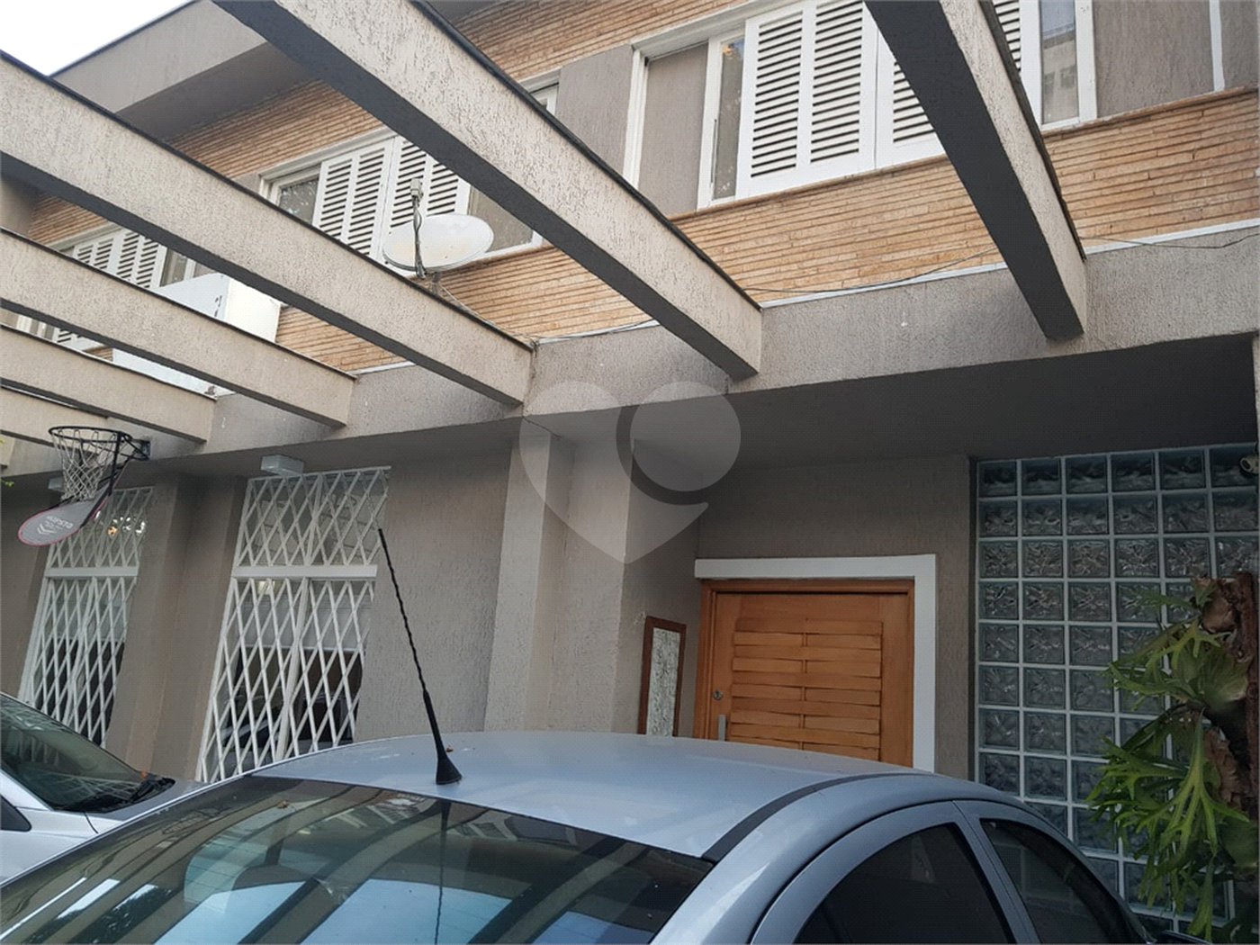 Casa à venda com 3 suítes em Campo Belo, São Paulo, SP