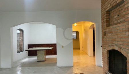 Casa para alugar com 4 quartos, sendo 3 suítes,  em Alto da Boa Vista, São Paulo, SP