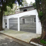 Casa à venda com 5 quartos, sendo 3 suítes, em Vila São Francisco, São Paulo, SP