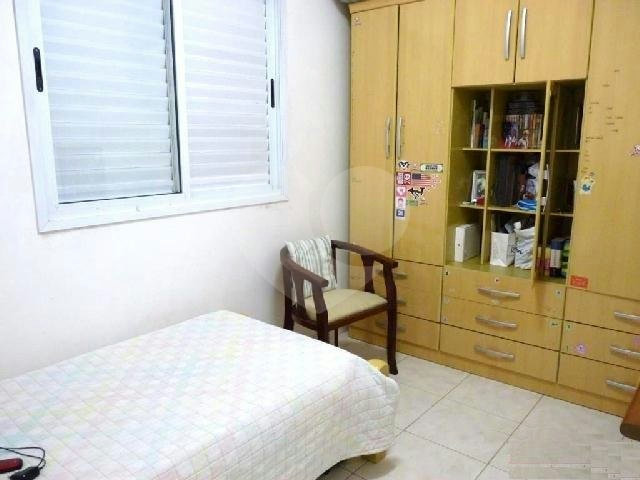 Sobrado à venda com 3 quartos, sendo 1 suíte,  em Parque Continental II, Guarulhos, SP