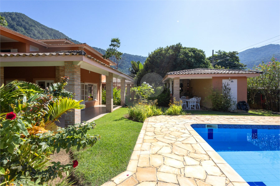 Casa à venda com 6 quartos, sendo 4 suítes, em Barequeçaba, São Sebastião, SP