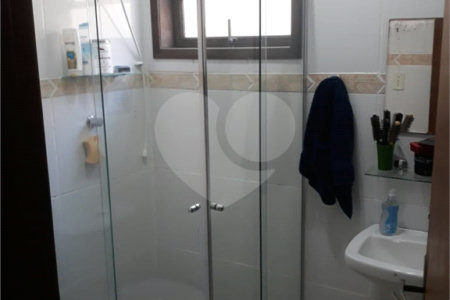 Casa à venda com 3 quartos, sendo 1 suíte,  em Vila Suissa, Mogi das Cruzes, SP