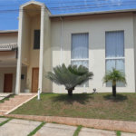 Casa à venda com 3 suítes no condomínio Parque Residencial Shambala 3, Atibaia - SP