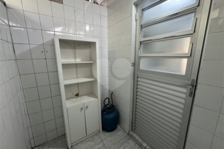 Casa à venda com 2 quartos no condomínio Village de Marbelli, Praia Grande - SP