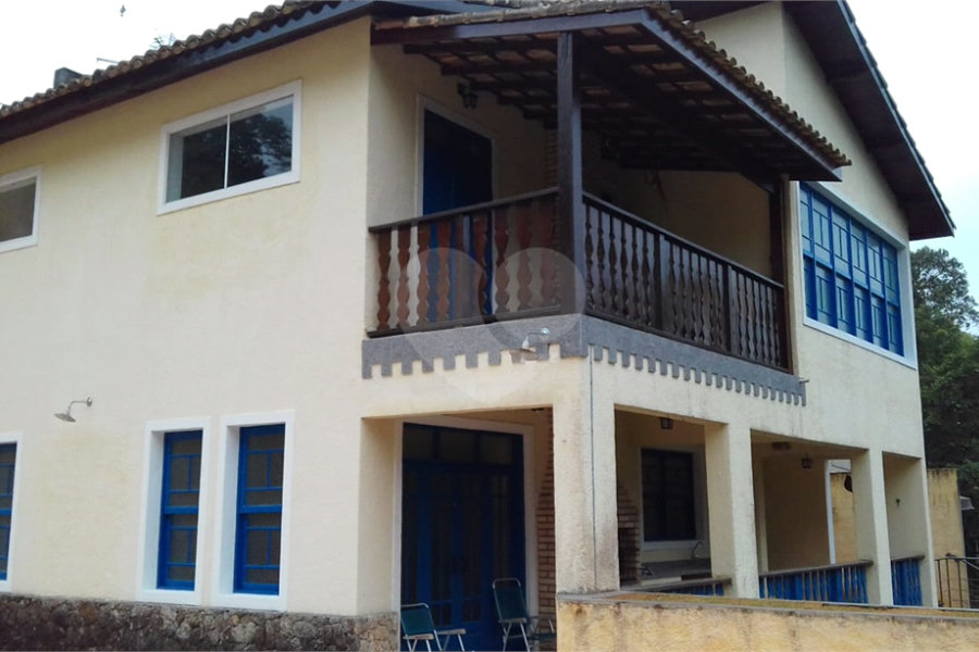 Casa à venda ou para alugar com 3 suítes no condomínio Parque Imperial da Cantareira, Mairiporã - SP