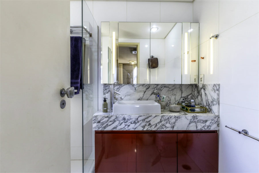Apartamento à venda com 3 quartos, sendo 1 suíte, em Bela Vista, São Paulo, SP