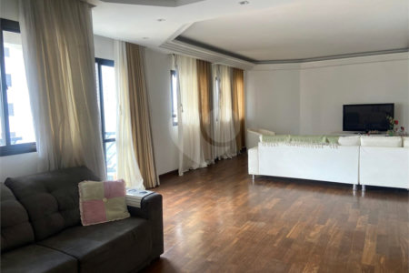 Apartamento à venda com 3 suítes em Tatuapé, São Paulo, SP