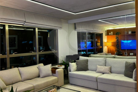 Apartamento à venda com 1 suíte em Cidade Monções, São Paulo, SP