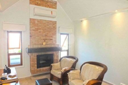 Casa à venda com 5 suítes no condomínio Vilaggio Monte Alegre, São Paulo - SP