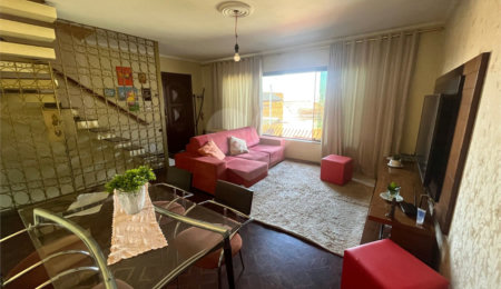 Sobrado à venda com 3 quartos, sendo 1 suíte,  em Vila Dom Pedro Ii, São Paulo, SP