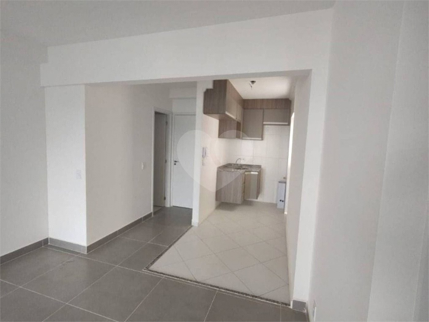Apartamento para alugar com 2 suítes em Jardim Ampliação, São Paulo, SP