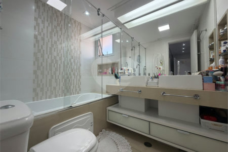 Apartamento à venda com 3 suítes em Jardim Marajoara, São Paulo, SP