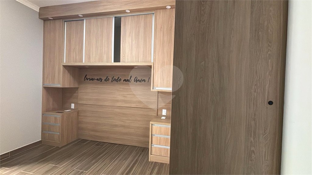Casa à venda com 3 quartos, sendo 1 suíte, no condomínio Vila Paraty, Indaiatuba - SP