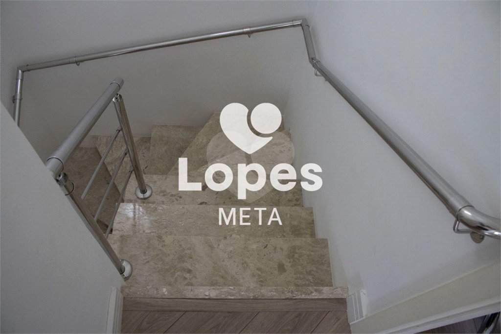 Casa à venda com 3 quartos, sendo 1 suíte, no condomínio Residence Club Villa Branca, Jacareí - SP