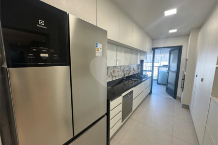 Apartamento à venda com 3 suítes em Brooklin Paulista, São Paulo, SP
