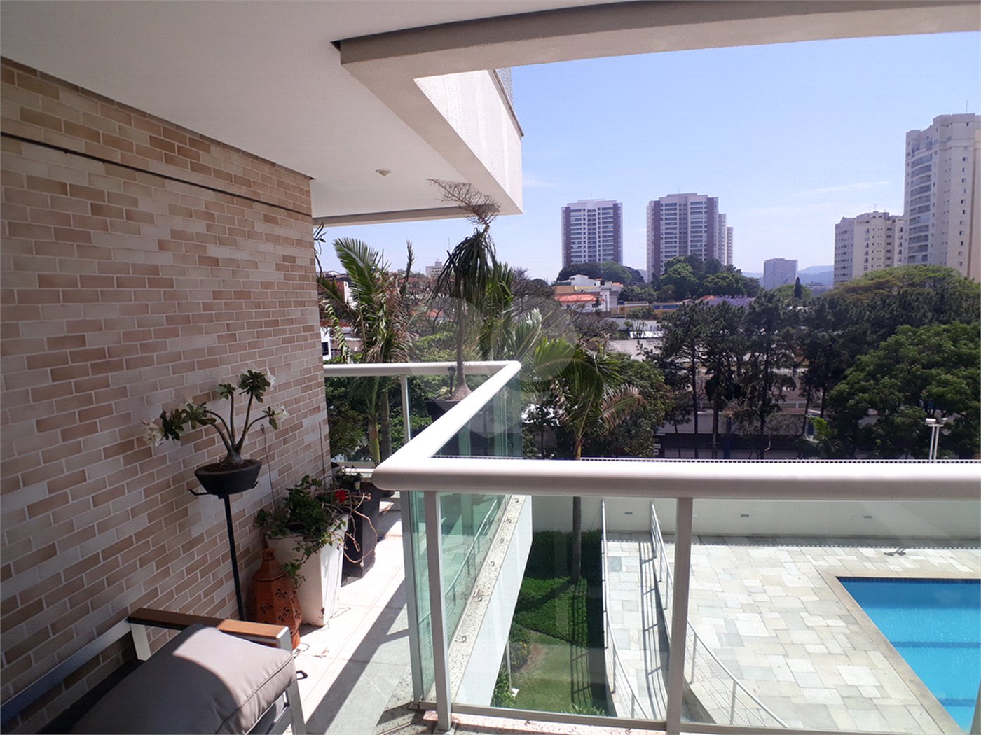 Apartamento à venda com 3 suítes no Centro, Guarulhos, SP