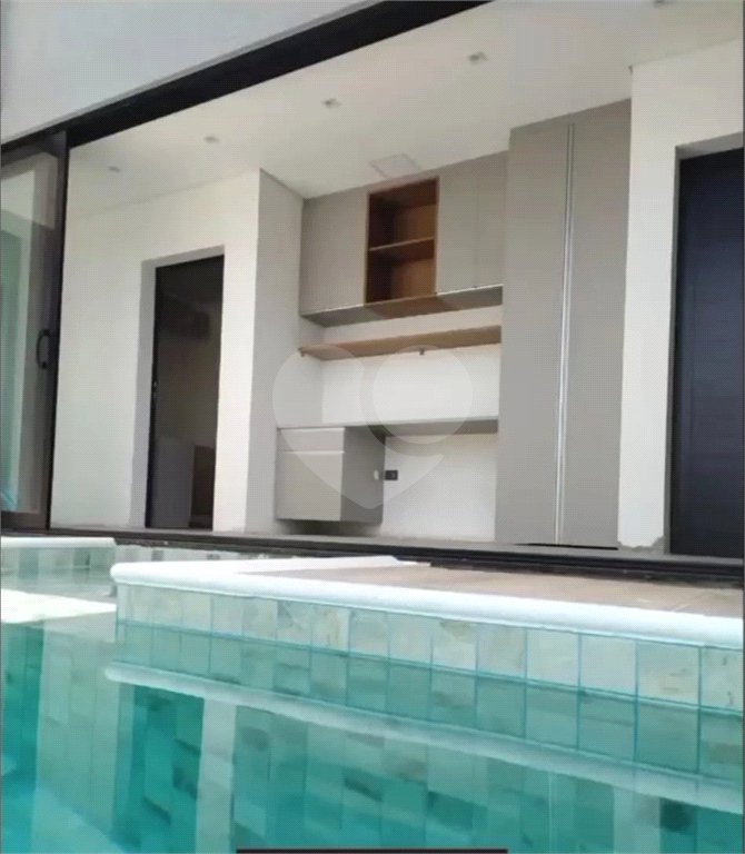 Casa à venda com 3 suítes no condomínio Aruâ Brisas, Mogi das Cruzes - SP