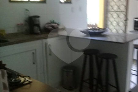 Casa Térrea à venda com 5 quartos, sendo 1 suíte, em Cosmos, Rio de Janeiro, RJ