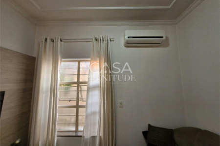 Casa à venda com 2 quartos, sendo 1 suíte,  em Jardim Saira, Sorocaba, SP