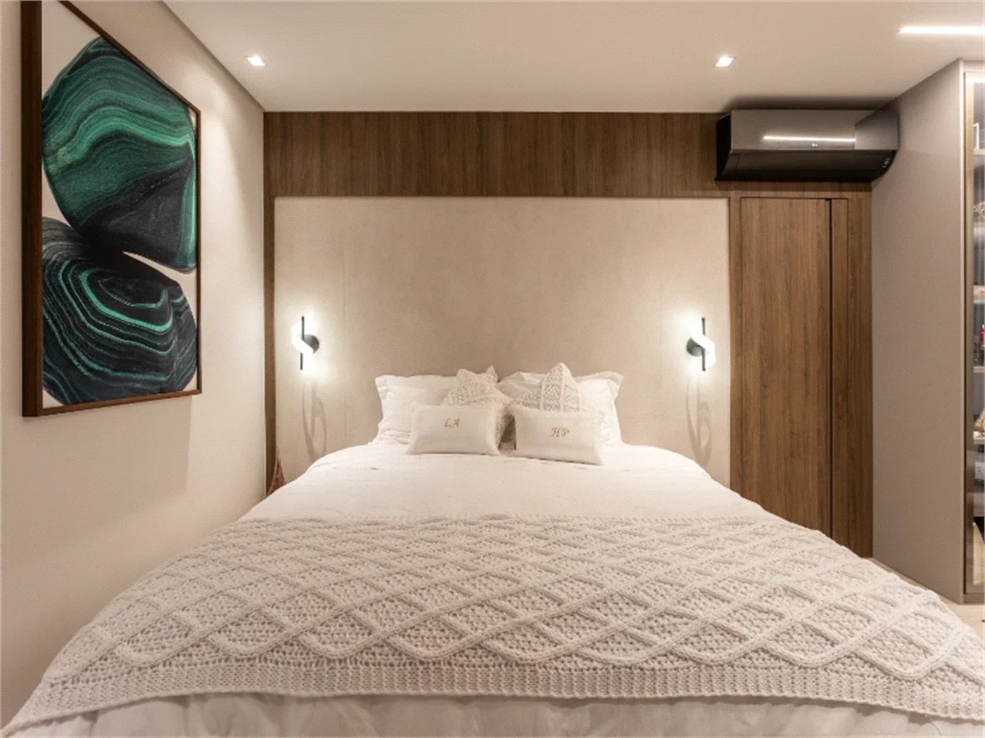 Apartamento à venda com 3 suítes em Jardim Morumbi, São Paulo, SP