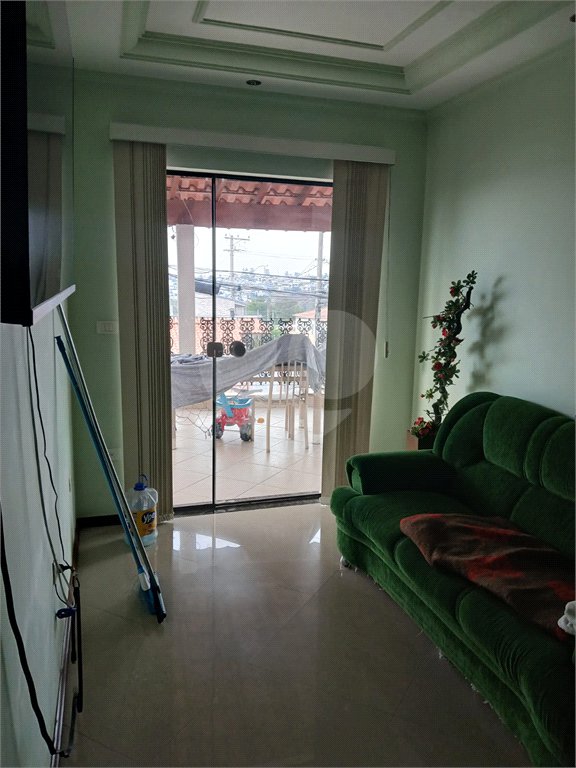 Casa à venda com 4 quartos, sendo 1 suíte, em Vila Romão, Salto, SP