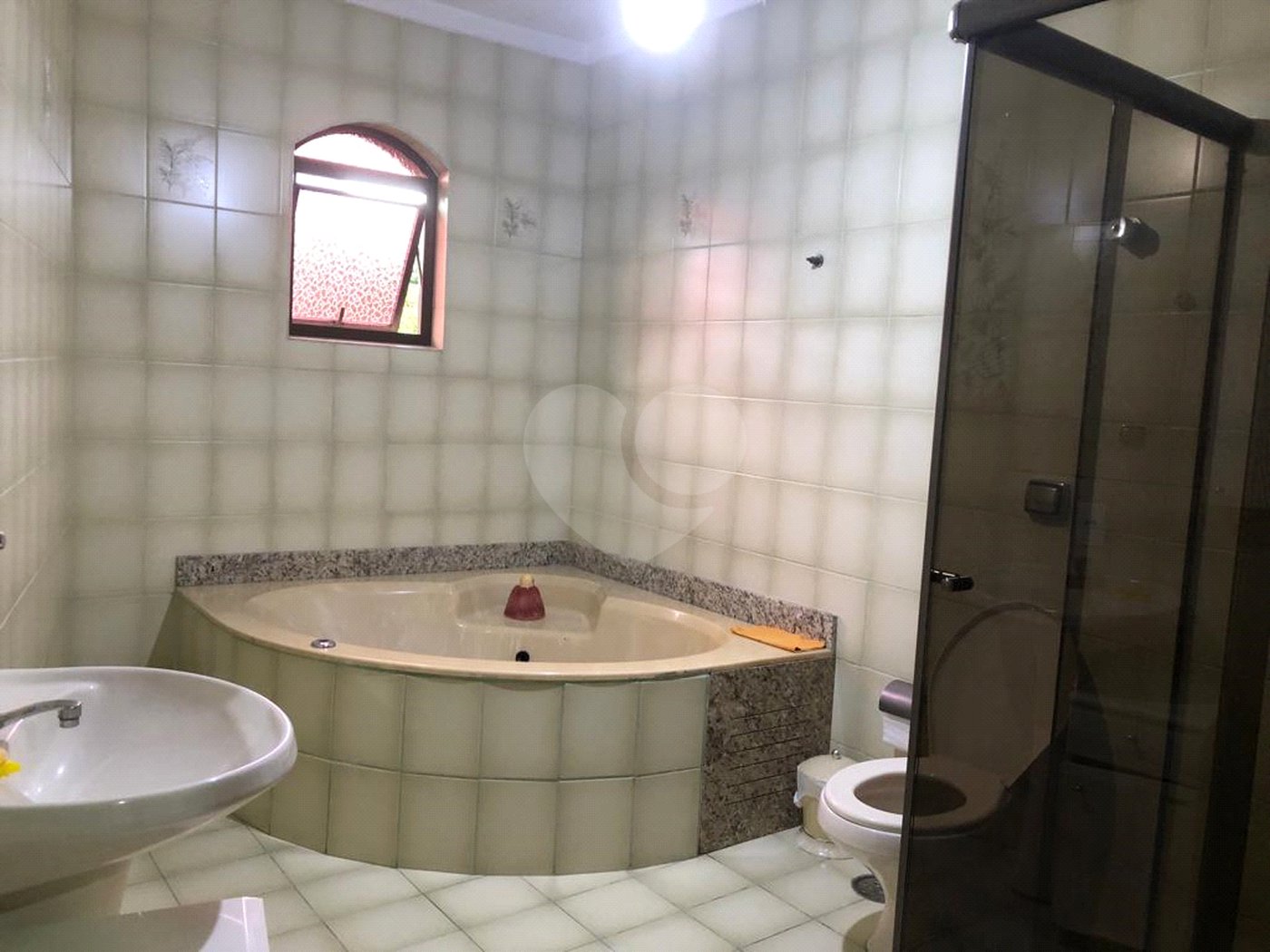 Sobrado à venda com 5 quartos, sendo 2 suítes, em Vila Maria Alta, São Paulo, SP