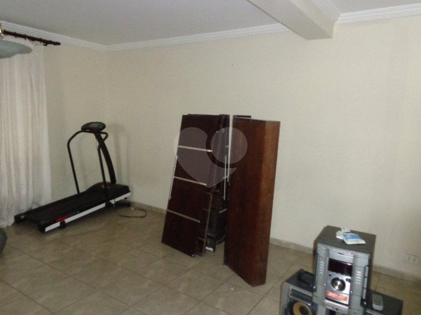 Casa à venda com 3 suítes no condomínio Dracena, São Paulo - SP