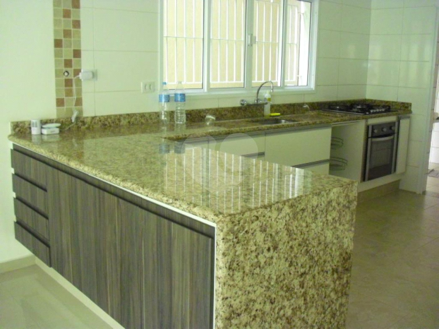Casa à venda com 3 suítes em Adalgisa, Osasco, SP