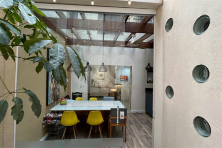 Sobrado à venda com 2 quartos em Vila Uberabinha, São Paulo, SP