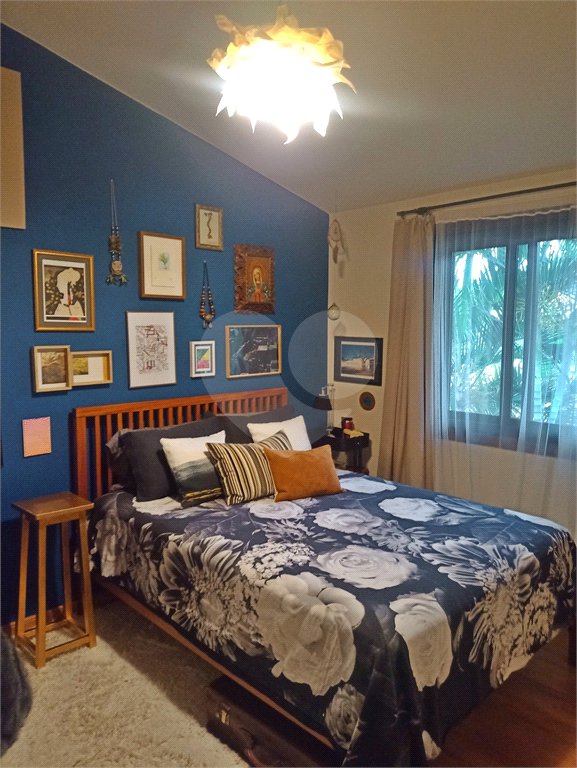 Casa à venda com 4 quartos, sendo 2 suítes,  em Morumbi, São Paulo, SP