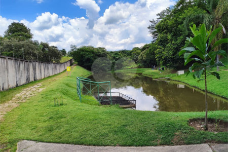 Casa à venda com 3 suítes no condomínio Colinas do Sol, Sorocaba - SP