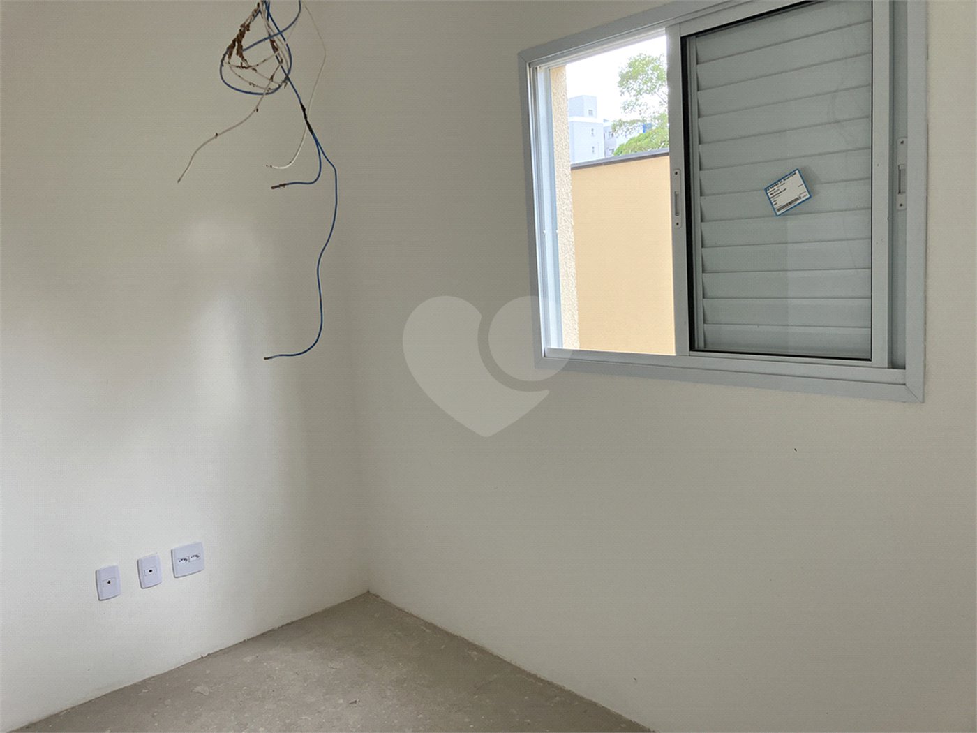 Apartamento à venda com 3 quartos, sendo 1 suíte,  em Parque Campolim, Sorocaba, SP
