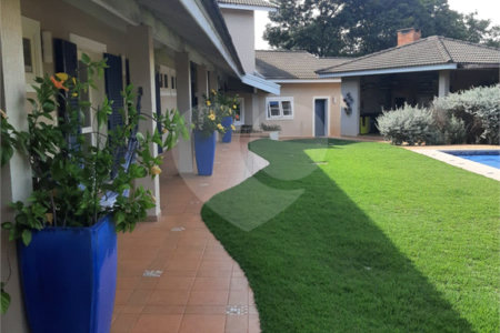 Casa à venda com 4 suítes no condomínio São Joaquim, Vinhedo - SP